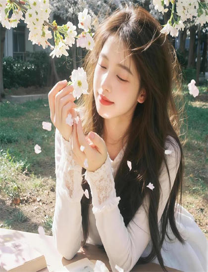 《武林：恍魂刀》剪辑手法分析：节奏把控与转场技巧探讨